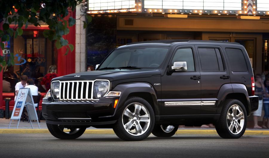  Jeep Liberty 2011 года  (фото 9 из 16)